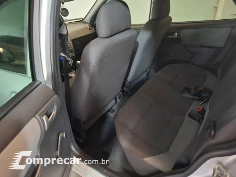CELTA 1.0 MPFI LT 8V