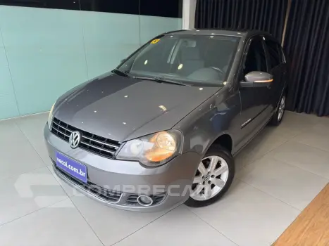 Polo Sedan 1.6 4P COMFORTLINE FLEX