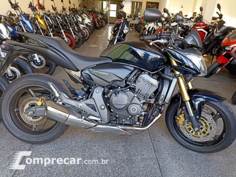 CB 600F HORNET