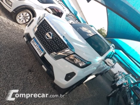 NISSAN Frontier 2.3 16V XE 4X4 CABINE DUPLA BI-TURBO DIESEL AUTOMÁT 4 portas
