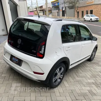 up! cross 1.0 TSI Total Flex 12V 5p