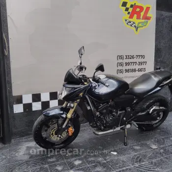CB 600F HORNET