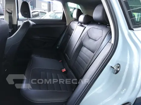 TAOS 1.4  250 TSI TOTAL FLEX HIGHLINE AUTOMÁTICO