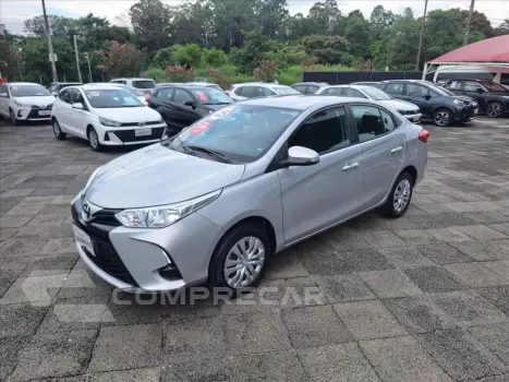 Toyota YARIS 1.5 16V FLEX SEDAN XL MULTIDRIVE 4 portas