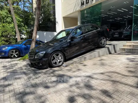 Mercedes-Benz C 63 AMG 6.3 Sedan V8 4 portas