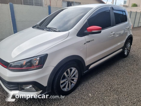 Volkswagen FOX 1.6 MSI Pepper 16V 4 portas