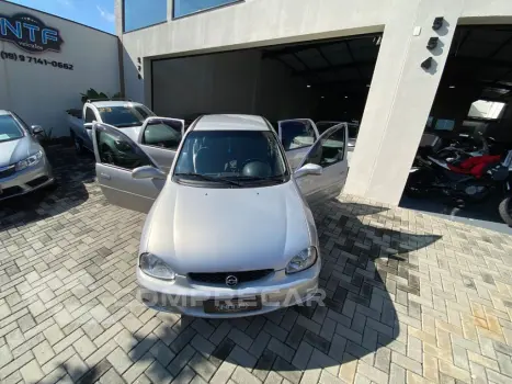 Corsa Super 1.6 MPFI 8v 5p