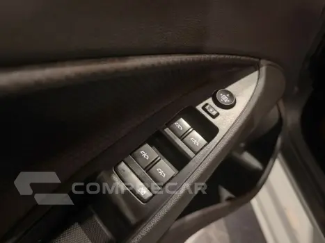 Onix Hatch 1.0 12V 4P FLEX LTZ TURBO