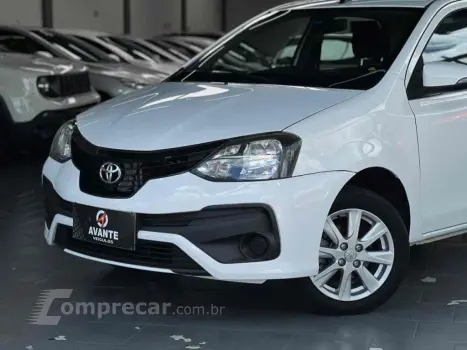 ETIOS 1.5 X PLUS SEDAN 16V FLEX 4P AUTOMÁTICO