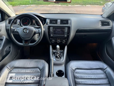 JETTA Highline 2.0 TSI 16V 4p Tiptronic