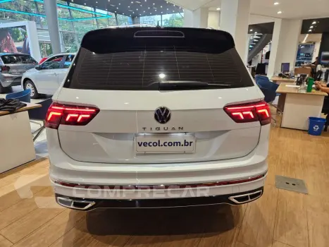 Tiguan 2.0 300 TSI ALLSPACE R-LINE TURBO AUTOMÁTICO