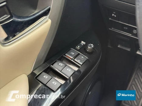 HILUX SW4 2.8 SRX DIAMOND 4X4 7 LUGARES 16V TURBO