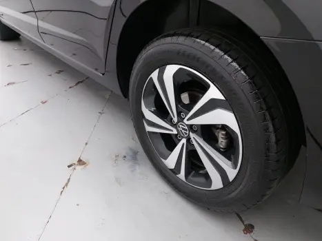 VIRTUS 1.0 200 TSI COMFORTLINE AUTOMÁTICO