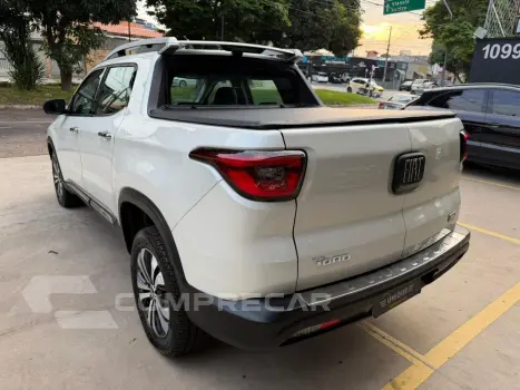 Toro 2.0 16V Turbo Diesel Volcano 4Wd At9