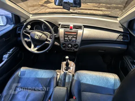 CITY 1.5 LX Sedan 16V