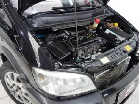 ZAFIRA - 2.0 MPFI EXPRESSION 8V 4P AUTOMÁTICO