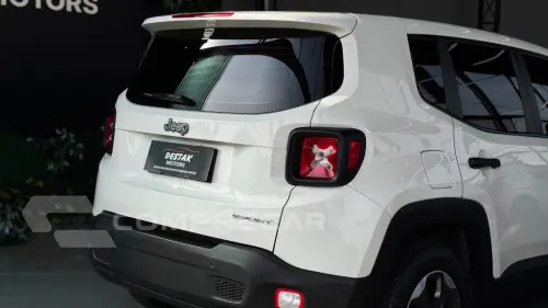 Renegade Sport 1.8 4x2 Flex 16V Aut.