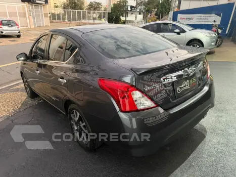 VERSA UNIQUE 1.6 16V FlexStart 4p Aut.