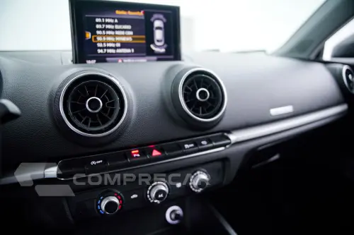 A3 Sedan Prestige 1.4 TFSI Flex Tip.