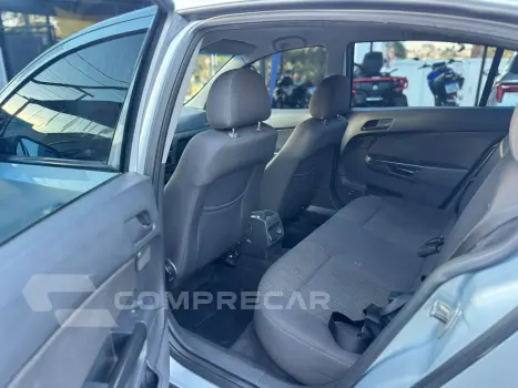 VECTRA 2.0 MPFI Expression 8V