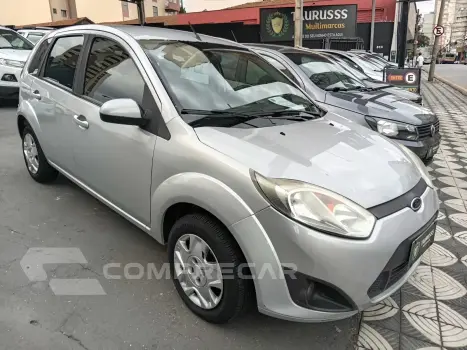 FIESTA 1.6 MPI Class Hatch 8V