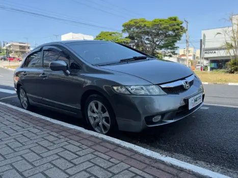 Civic Sedan LXS 1.8/1.8 Flex 16V Aut. 4p