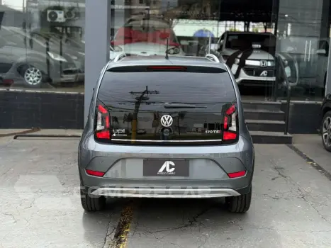 up! cross 1.0 TSI Total Flex 12V 5p