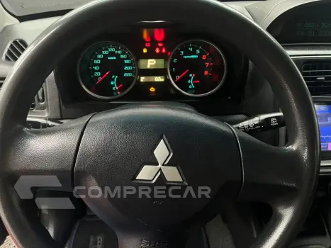 PAJERO TR4 2.0 4X2 16V 140CV FLEX 4P AUTOMÁTICO