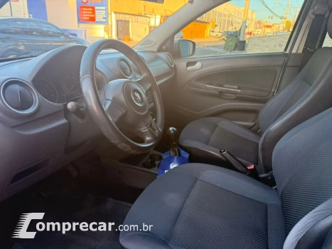 VOYAGE Trendline 1.6 T.Flex 8V 4p