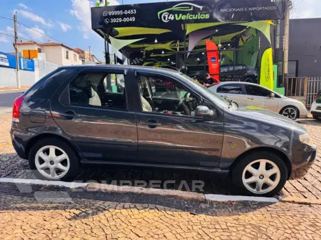 Palio ELX 1.4 Fire/30 Anos F. Flex 8V 4p