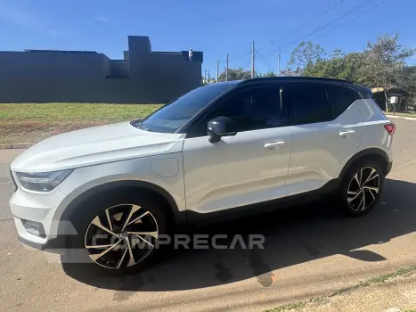 XC40 1.5 T5 Hybrid R-design FWD Geartronic