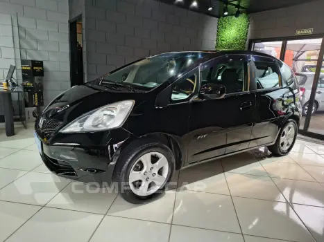 Honda FIT 1.4 DX 16V 4 portas