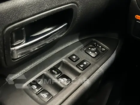 OUTLANDER 2.0 COMFORT 16V GASOLINA 4P AUTOMÁTICO