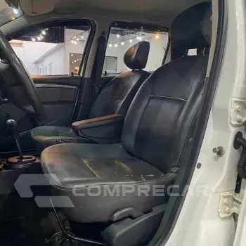 DUSTER TECHROAD 2.0 Hi-Flex 16V Aut.