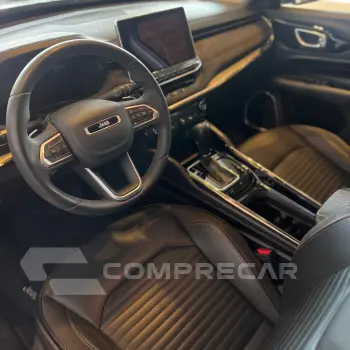 COMMANDER 1.3 T270 Turbo Limited