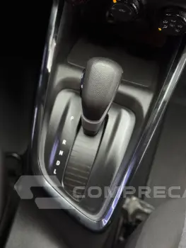 ONIX 1.0 Turbo Plus LT