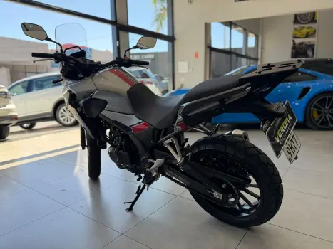 CB 500X