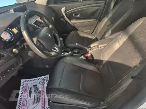 FLUENCE - 2.0 DYNAMIQUE PLUS 16V 4P AUTOMÁTICO