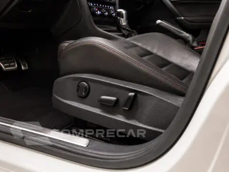GOLF 2.0 TSI GTI 16V TURBO GASOLINA 4P AUTOMÁTICO