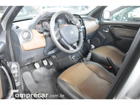 Renault DUSTER - 2.0 DYNAMIQUE 4X4 16V 4P MANUAL 4 portas