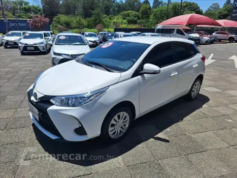 Toyota YARIS 1.5 16V FLEX XL MULTIDRIVE 4 portas