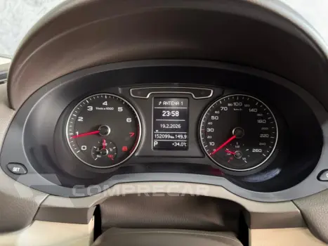 Q3 2.0 TFSI AMBIENTE QUATTRO 4P GASOLINA S TRONIC