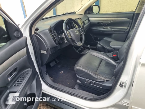 OUTLANDER 2.0 Comfort 16V