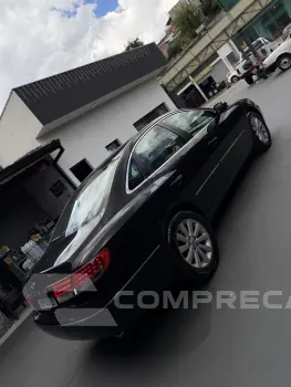 AZERA 3.3 MPFI GLS Sedan V6 24V