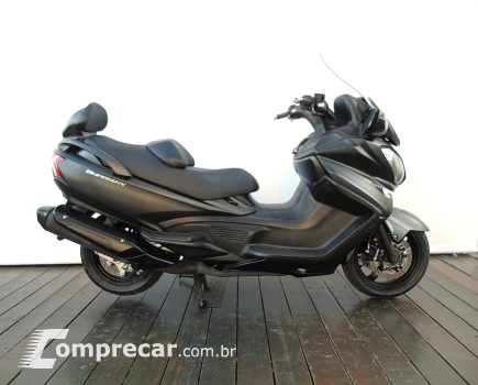 SUZUKI BURGMAN 650 EXECUTIVE