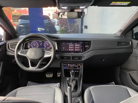 Nivus Highline 1.0 200 TSI Flex Aut.