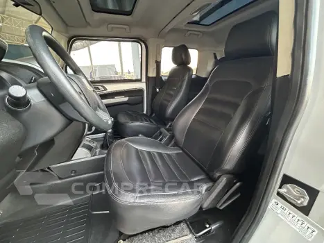 T-4 4x4 3.2 20V Tdi Cap. Rígida Diesel