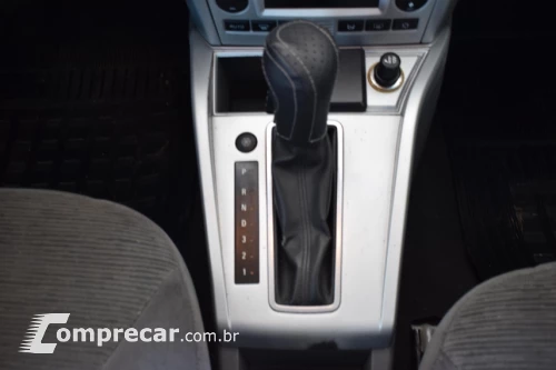 VECTRA 2.0 MPFI Elegance 8V