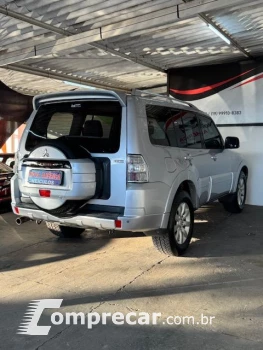 Pajero HPE Full 3.8 V6 250cv 5p Aut.