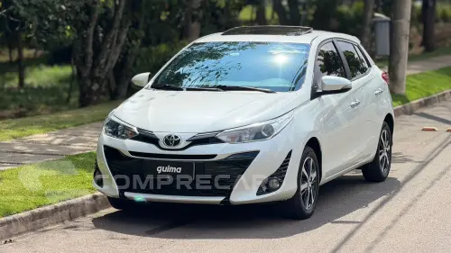 Toyota YARIS 1.5 16V XLS 4 portas